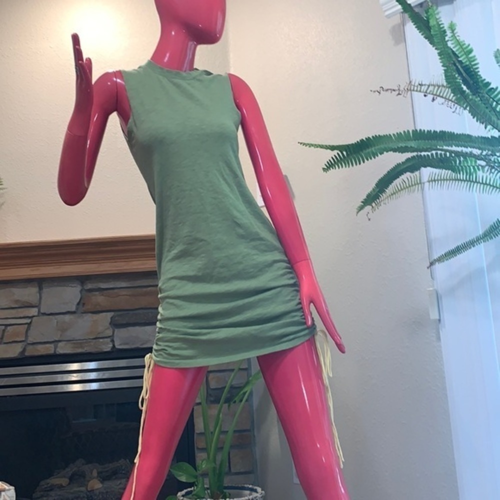 Apparis dress